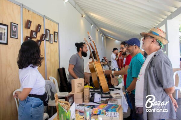 BAZAR-DE-LA-CONFIANZA-CAFE-ARTE-IMG_9446 (105)