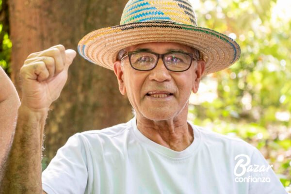 BAZAR-DE-LA-CONFIANZA-MERCADO-SOLIDARIO-IMG_9676 (111) BAZAR-DE-LA-CONFIANZA-MERCADO-SOLIDARIO-IMG_9676 (111)