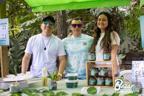 BAZAR-DE-LA-CONFIANZA-MERCADO-SOLIDARIO-IMG_9676 (30) BAZAR-DE-LA-CONFIANZA-MERCADO-SOLIDARIO-IMG_9676 (30)