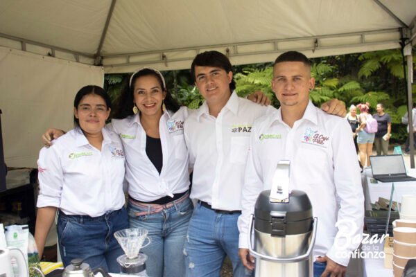 BAZAR-DE-LA-CONFIANZA-REDES-SOLIDARIAS-IMG_4247 (20) BAZAR-DE-LA-CONFIANZA-REDES-SOLIDARIAS-IMG_4247 (20)