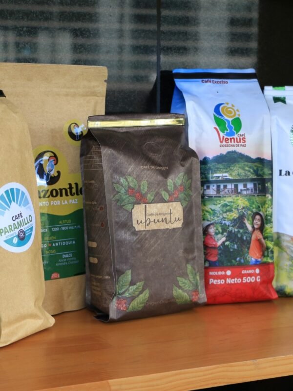 FEMNCAFE (2) FEMNCAFE (2)