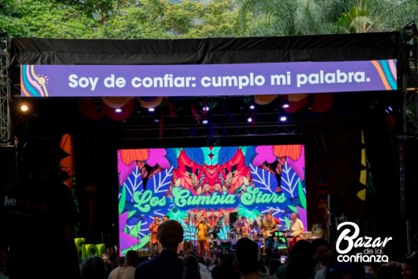 TARIMA-PRINCIPAL-BAZAR-DE-LA-CONFIANZA-IMG_4236 (146)