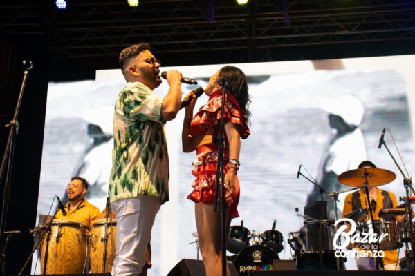 TARIMA-PRINCIPAL-BAZAR-DE-LA-CONFIANZA-IMG_4236 (47)