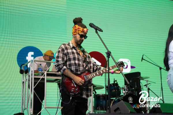 TARIMA-PRINCIPAL-BAZAR-DE-LA-CONFIANZA-IMG_4236 (9)