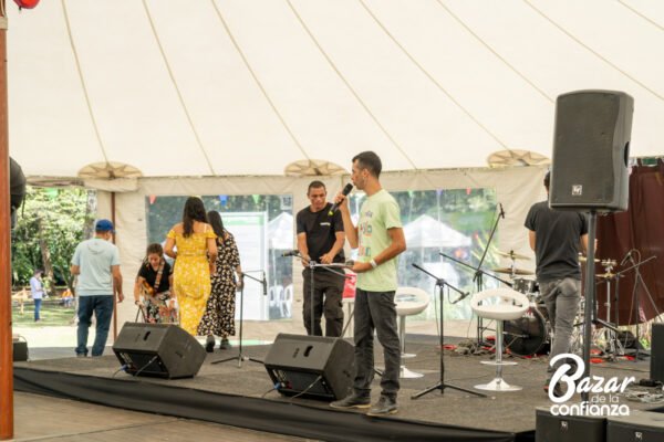 ARTES_VIVAS_BAZAR_DE_LA_CONFIANZA_MEDELLIN_CONFIAR1966