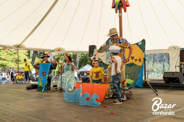 ARTES_VIVAS_BAZAR_DE_LA_CONFIANZA_MEDELLIN_CONFIAR2197