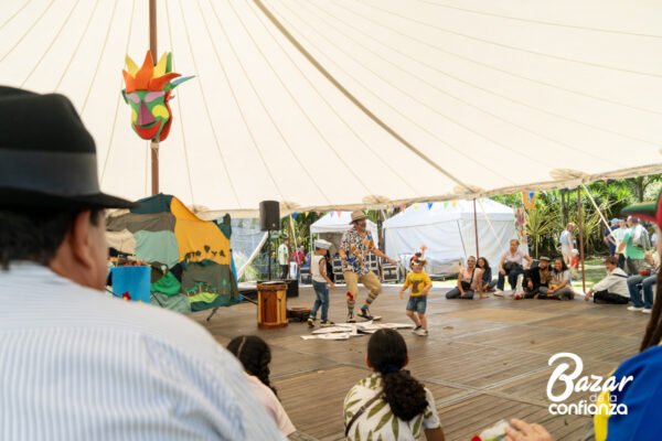 ARTES_VIVAS_BAZAR_DE_LA_CONFIANZA_MEDELLIN_CONFIAR2205