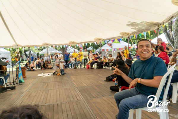 ARTES_VIVAS_BAZAR_DE_LA_CONFIANZA_MEDELLIN_CONFIAR2210