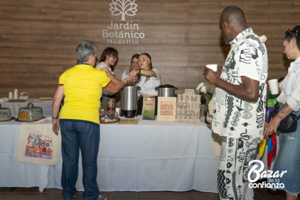 CAFE_ARTE_BAZAR_DE_LA_CONFIANZA_MEDELLIN_CONFIAR2727