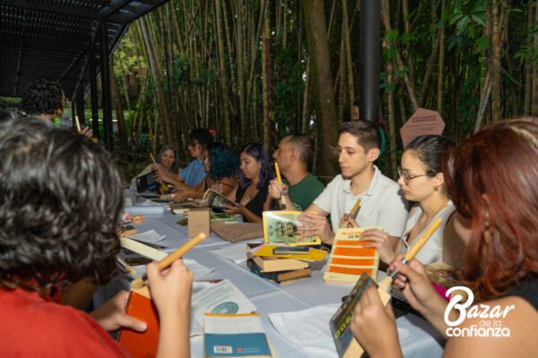 CAFE_ARTE_BAZAR_DE_LA_CONFIANZA_MEDELLIN_CONFIAR2795