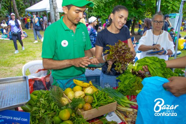 CONFIAR_EN_LA_JUVENTUD_BAZAR_DE_LA_CONFIANZA (2)