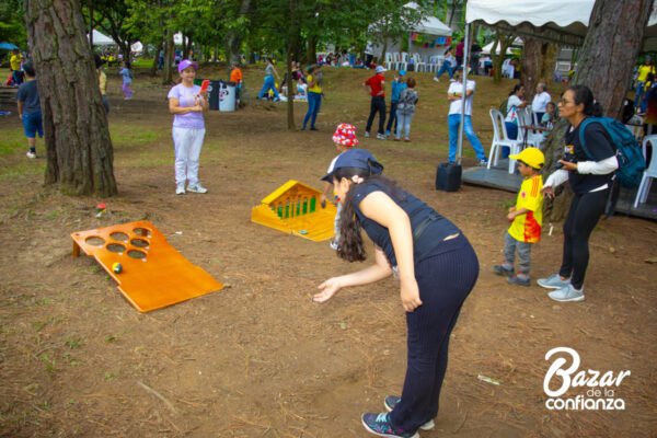 CONFIAR_EN_LA_JUVENTUD_BAZAR_DE_LA_CONFIANZA (6)