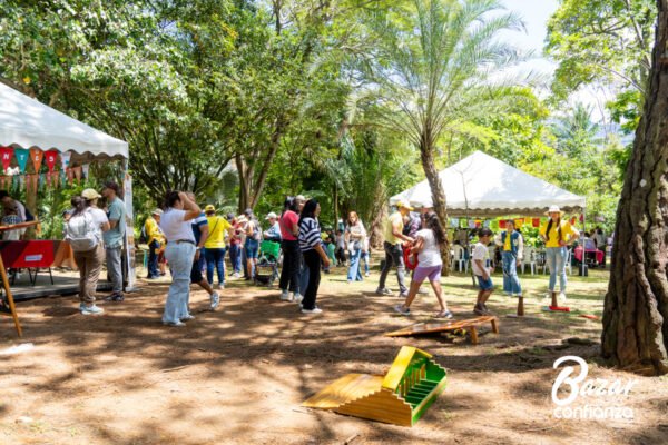 CONFIAR_EN_LA_JUVENTUD_BAZAR_DE_LA_CONFIANZA_MEDELLIN_CONFIAR2248