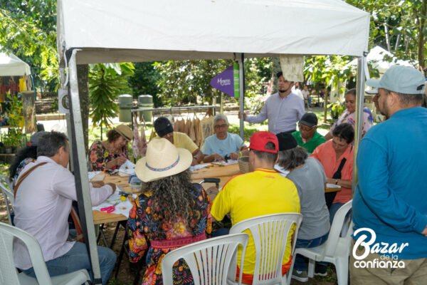 ECOLOGIA_DE_LO_COTIDIANO_BAZAR_DE_LA_CONFIANZA_MEDELLIN_CONFIAR2175 ECOLOGIA_DE_LO_COTIDIANO_BAZAR_DE_LA_CONFIANZA_MEDELLIN_CONFIAR2175