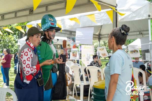 ECOLOGIA_DE_LO_COTIDIANO_BAZAR_DE_LA_CONFIANZA_MEDELLIN_CONFIAR2191 ECOLOGIA_DE_LO_COTIDIANO_BAZAR_DE_LA_CONFIANZA_MEDELLIN_CONFIAR2191