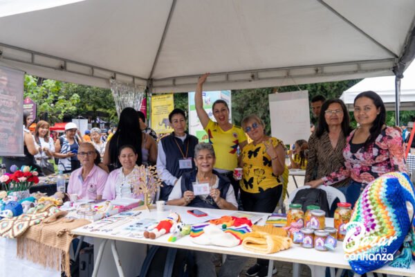 MERCADO_SOLIDARIO_BAZAR_DE_LA_CONFIANZA_MEDELLIN_CONFIAR2486 MERCADO_SOLIDARIO_BAZAR_DE_LA_CONFIANZA_MEDELLIN_CONFIAR2486