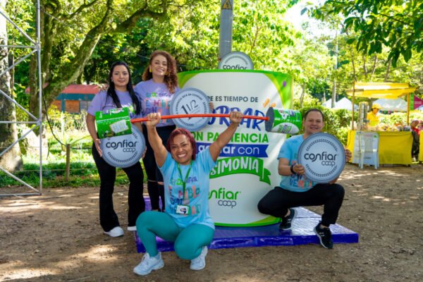 PLATAFORMA_SOLIDARIA_BAZAR_DE_LA_CONFIANZA_MEDELLIN_CONFIAR1868