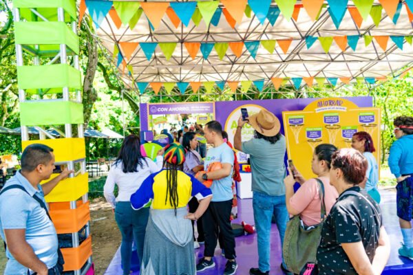 PLATAFORMA_SOLIDARIA_BAZAR_DE_LA_CONFIANZA_MEDELLIN_CONFIAR2069