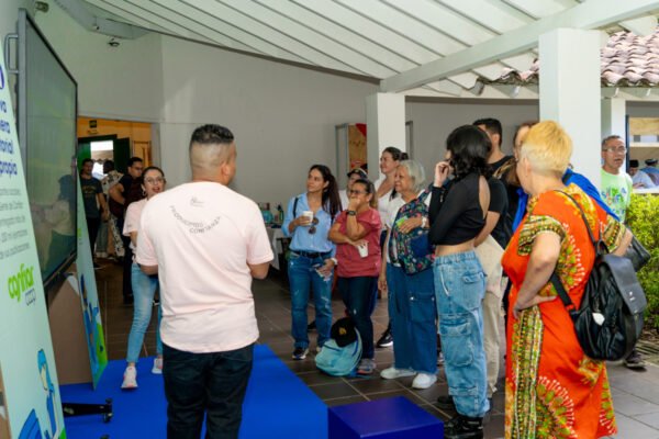 PLATAFORMA_SOLIDARIA_BAZAR_DE_LA_CONFIANZA_MEDELLIN_CONFIAR2764