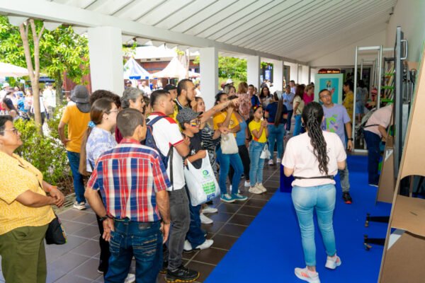 PLATAFORMA_SOLIDARIA_BAZAR_DE_LA_CONFIANZA_MEDELLIN_CONFIAR2798