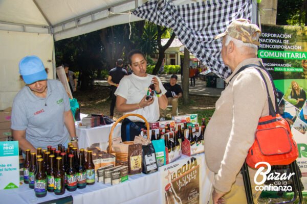 REDES_SOLIDARIAS_BAZAR_DE_LA_CONFIANZA (15) REDES_SOLIDARIAS_BAZAR_DE_LA_CONFIANZA (15)