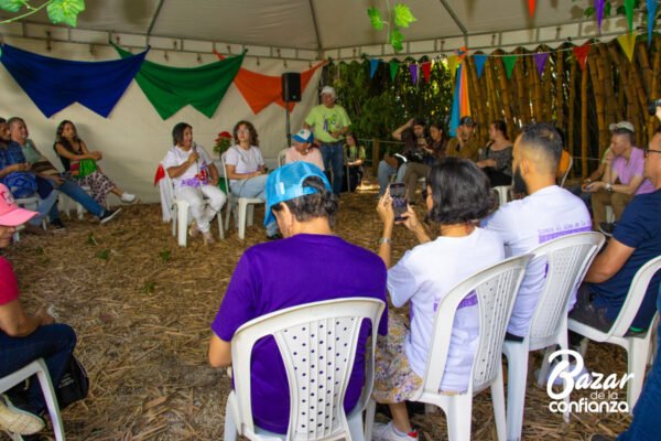 REDES_SOLIDARIAS_BAZAR_DE_LA_CONFIANZA (6) REDES_SOLIDARIAS_BAZAR_DE_LA_CONFIANZA (6)