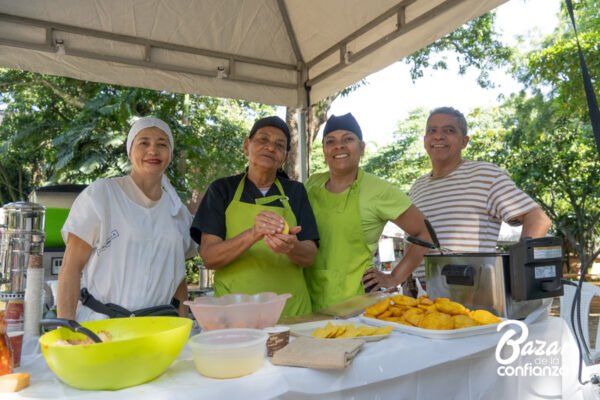 SABORES_DE_CONFIANZA_BAZAR_DE_LA_CONFIANZA_MEDELLIN_CONFIAR1900