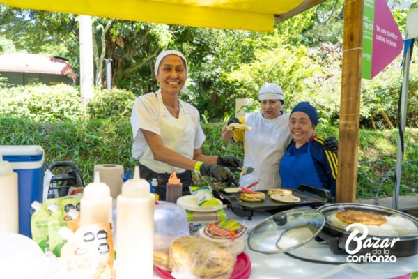 SABORES_DE_CONFIANZA_BAZAR_DE_LA_CONFIANZA_MEDELLIN_CONFIAR2094