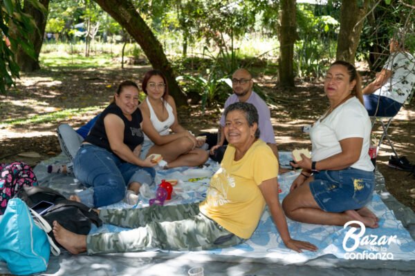 SABORES_DE_CONFIANZA_BAZAR_DE_LA_CONFIANZA_MEDELLIN_CONFIAR2129