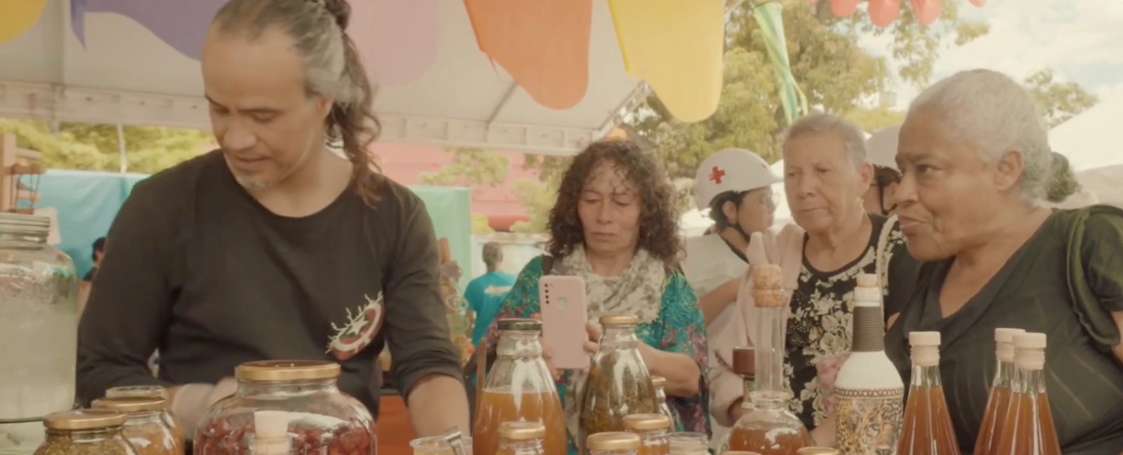 La producción agroecológica y campesina se toma Mercados Solidarios